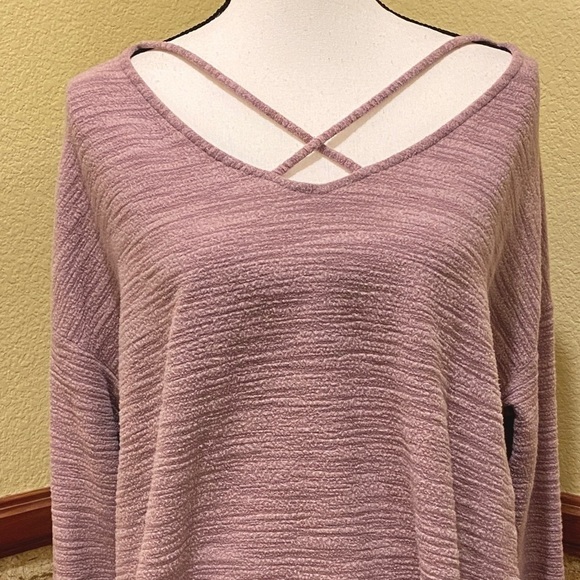 American Eagle Soft Cozy Stretchy Top Blouse Mauve Criss Cross Front Size Large - Picture 2 of 9